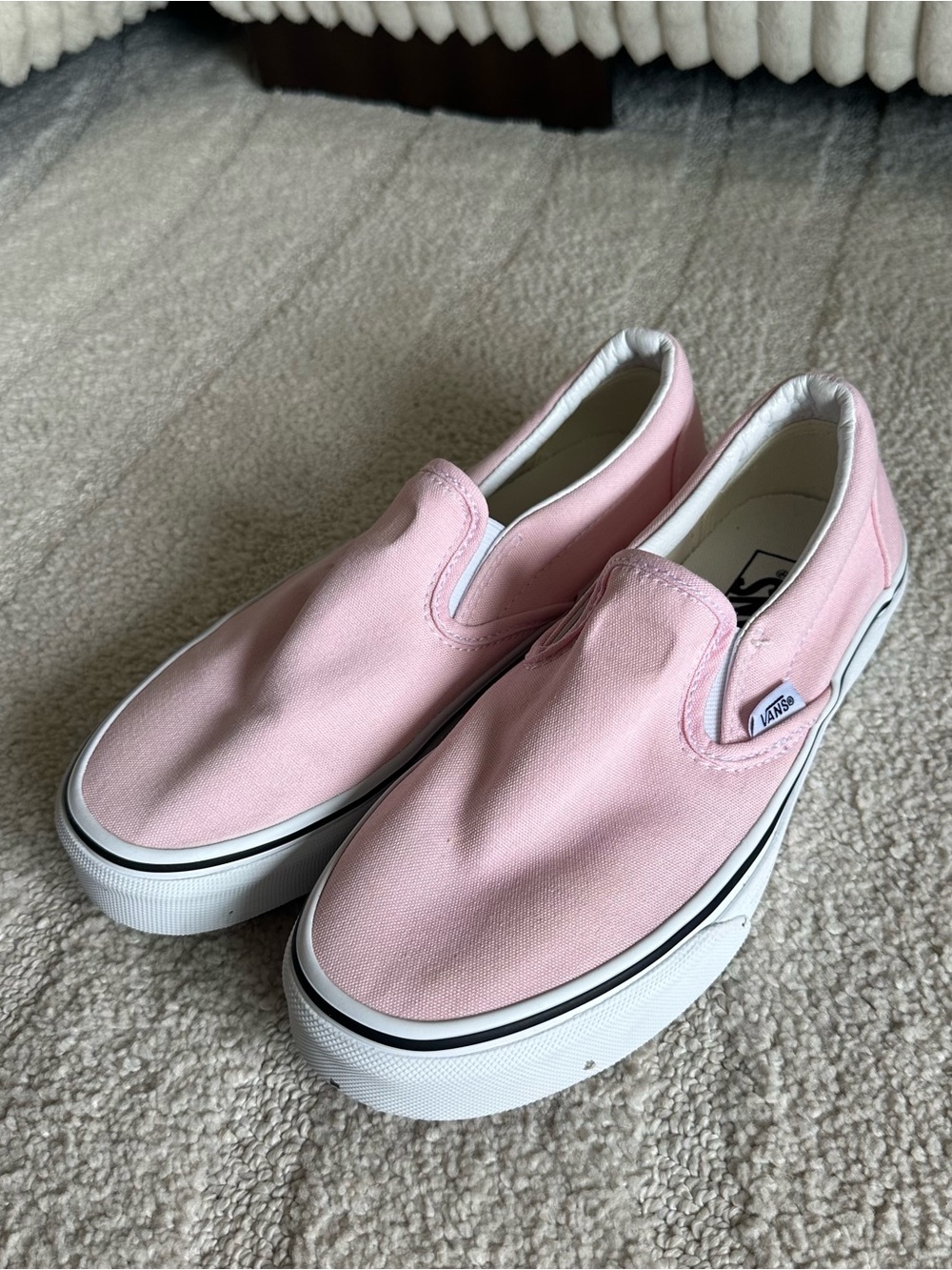 Vans Women’s Classic Slip On Shoes Light Pink
